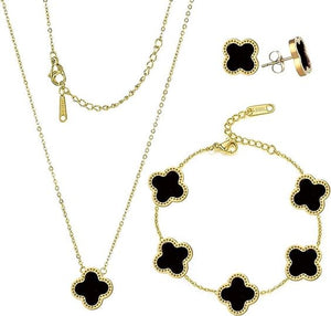 Black Clover Jewellery Set